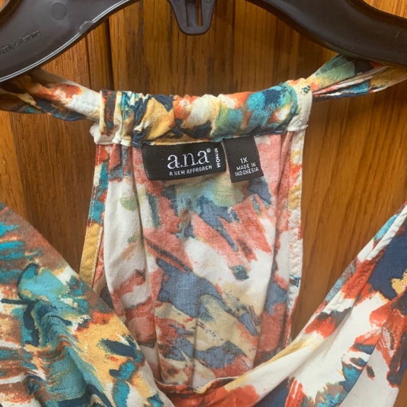 Top - Picture 3 of 3